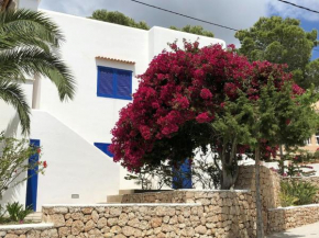 Hotel Holiday home with spacious pool